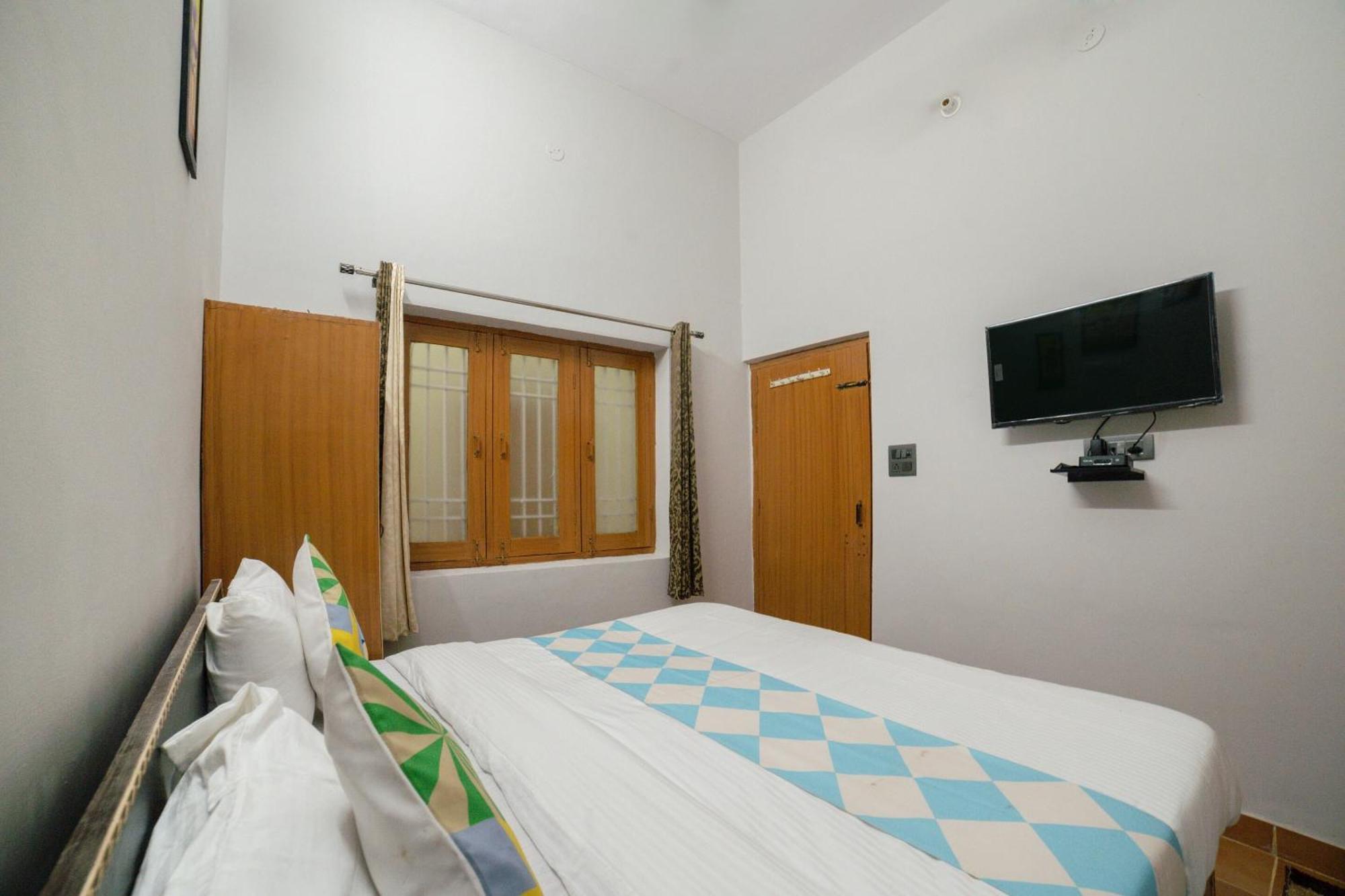 Hotel O Home Gautam Homestay Dehradun Dış mekan fotoğraf